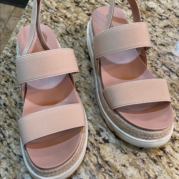 Madden Girl Blush Sandals - Picture 4 of 6